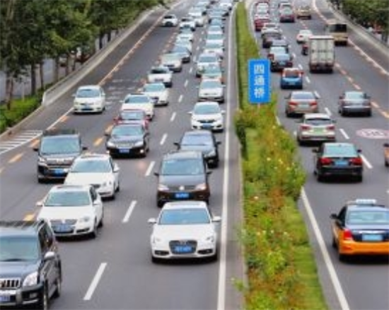 观察：新能源汽车“跑下去”需要协同的“链式反应”